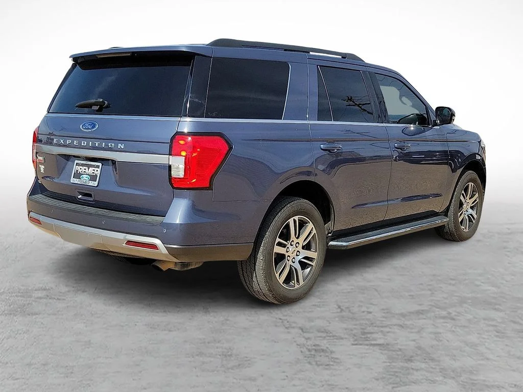 Used 2022 Blue Ford XLT image 11