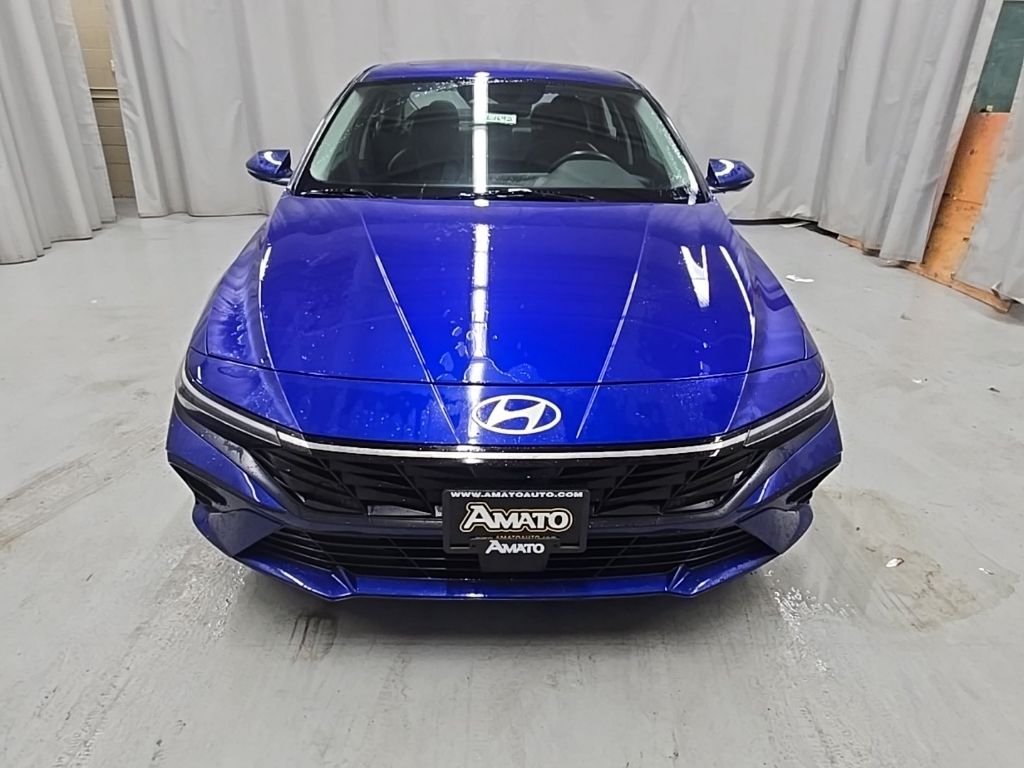 Certified Used 2025 Blue Hyundai Limited image 9