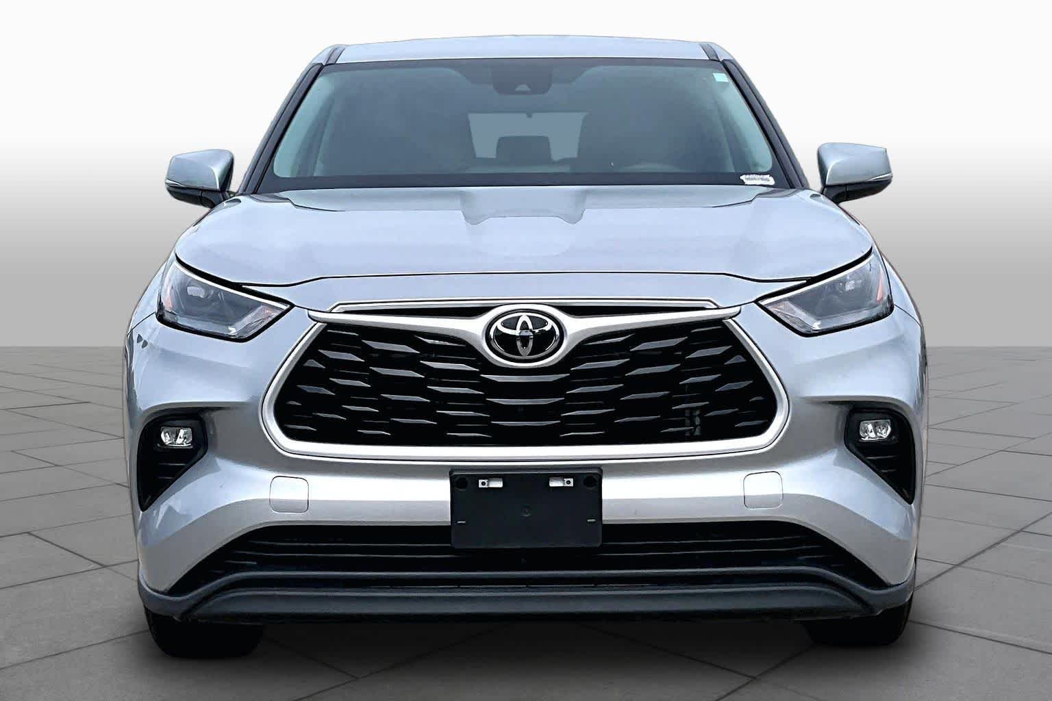 Used 2024 Celestial Silver Metallic Toyota LE image 4
