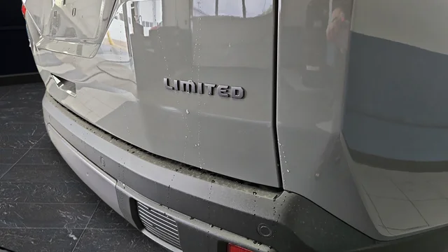 New 2026 Sting-Gray Clear-Coat Exterior Paint Jeep Limited image 37