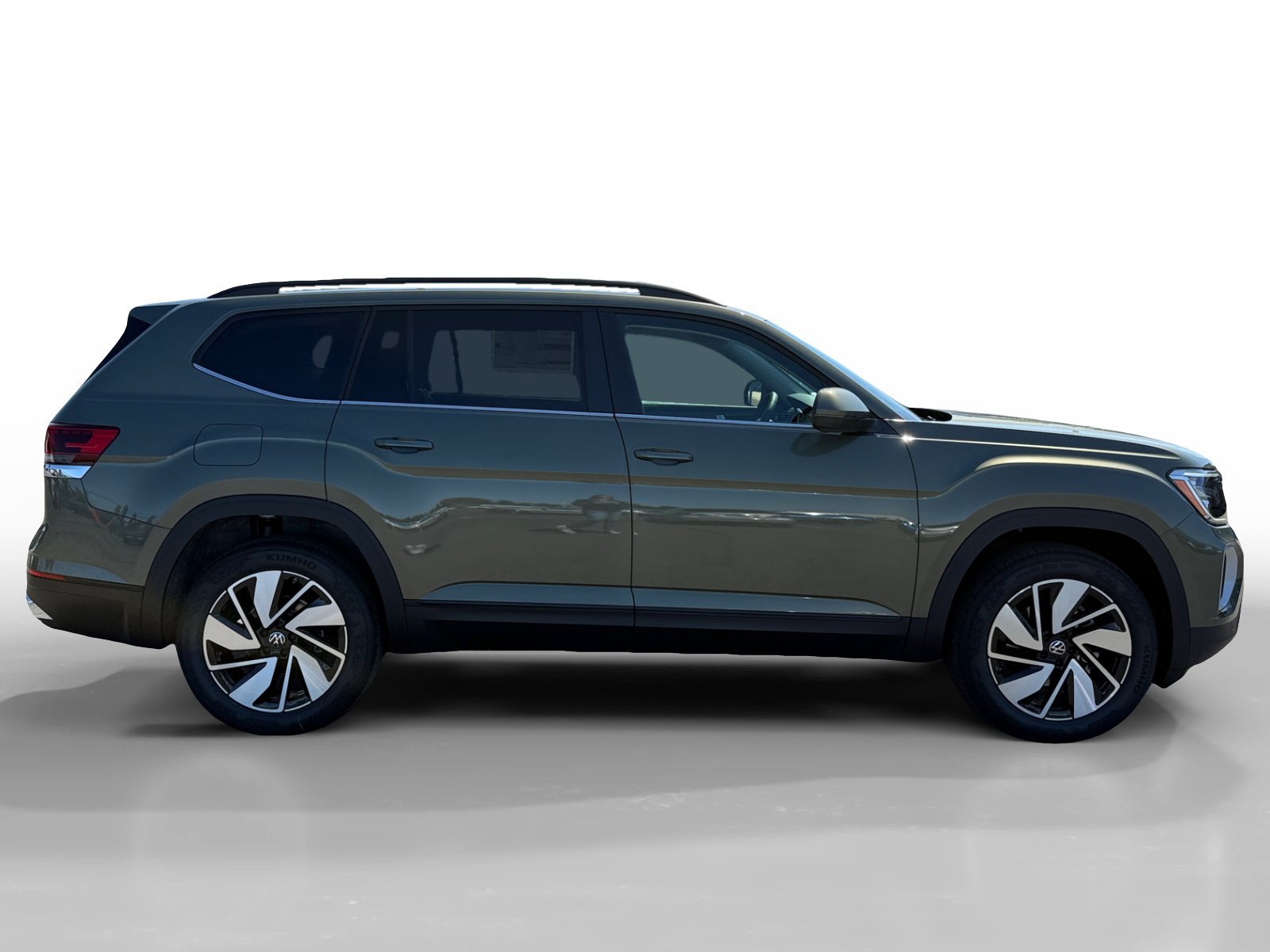 New 2026 Green Volkswagen 2.0T SE w/Technology image 6