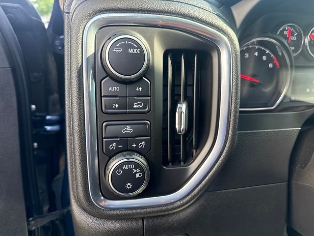 Used 2021 Blue Chevrolet LT image 12