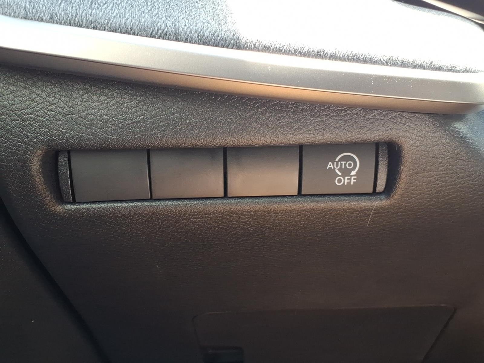 2026 Nissan Kicks SV White at Robbins Nissan
