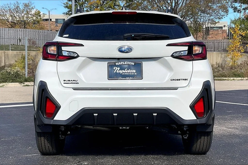 New 2026 CRYSTAL WHITE PEARL Subaru Premium image 4
