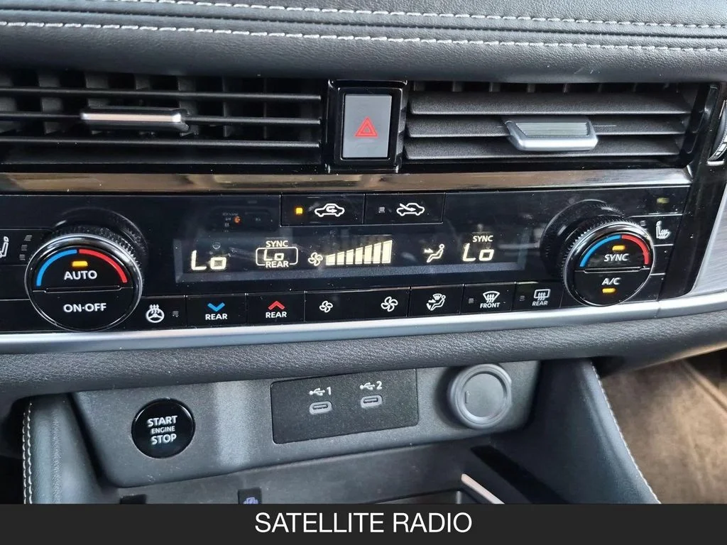 Used 2026 Gold Nissan Platinum image 24
