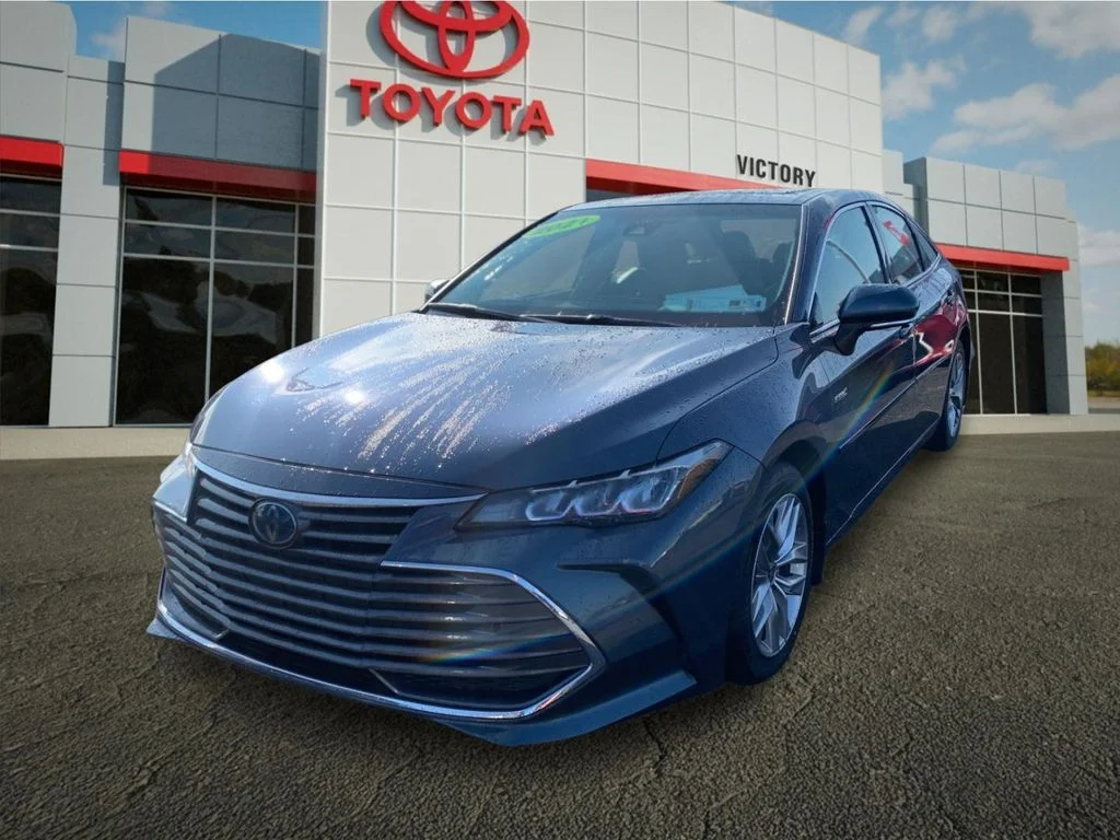 Used 2021 Gray Toyota XLE Plus image 7