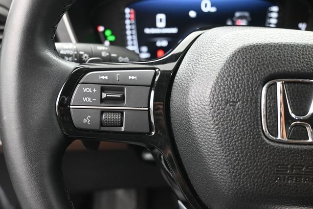 Used 2025 Black Honda Elite image 32