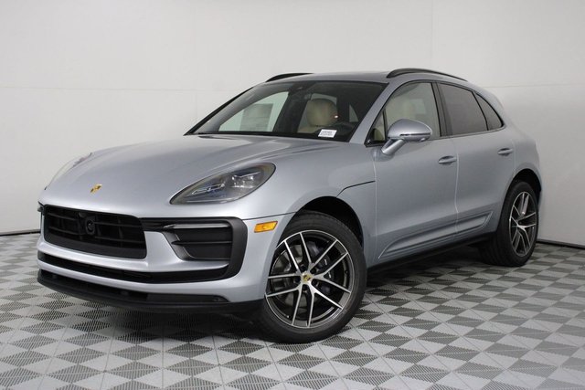 2026 Porsche Macan 