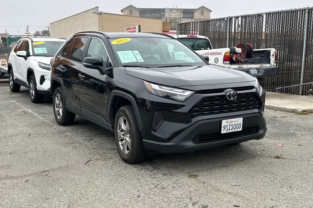 Used 2025 Black Toyota XLE image 2