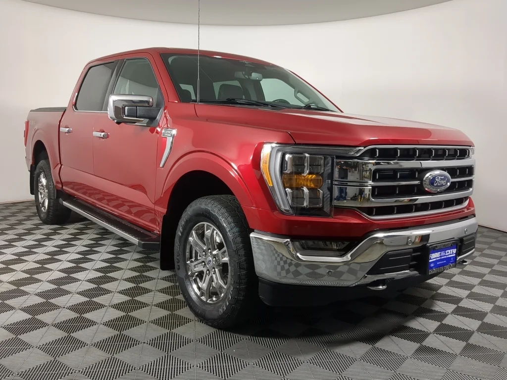 Used 2023 Red Ford LARIAT image 3