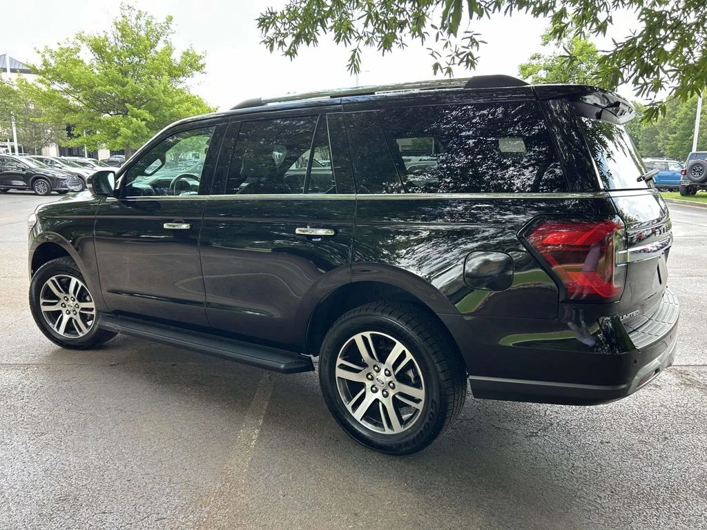 Used 2024 Black Ford Limited image 4
