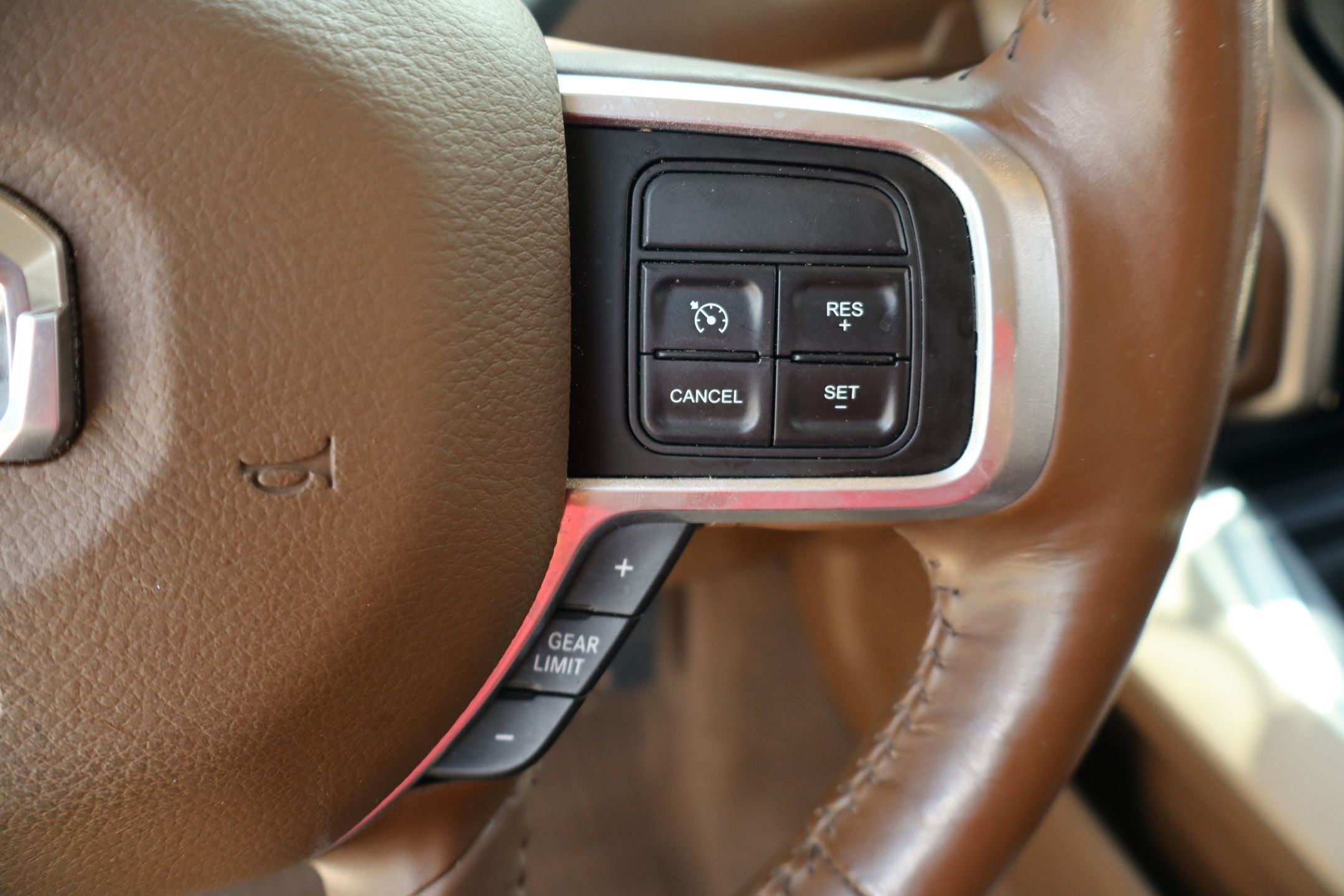 Used 2020 Olive Green Ram Laramie image 15