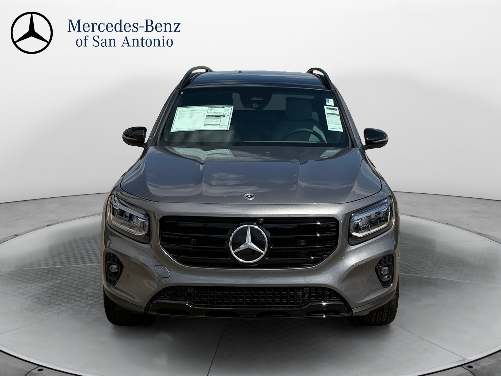 New 2026 Mountain Grey Metallic Mercedes-Benz GLB 250 image 27