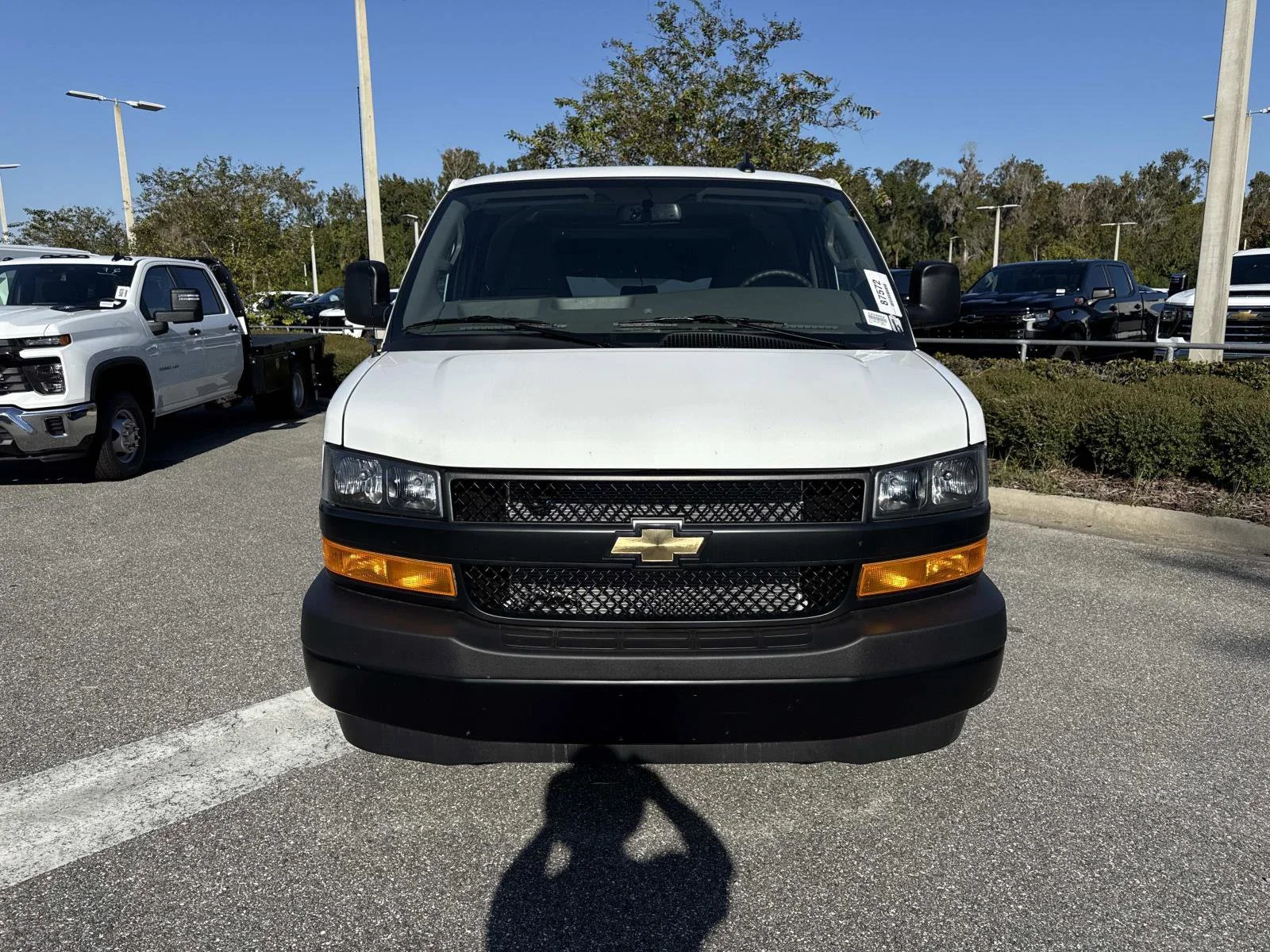 2025 Chevrolet Express Cargo Work Van - Photo 8