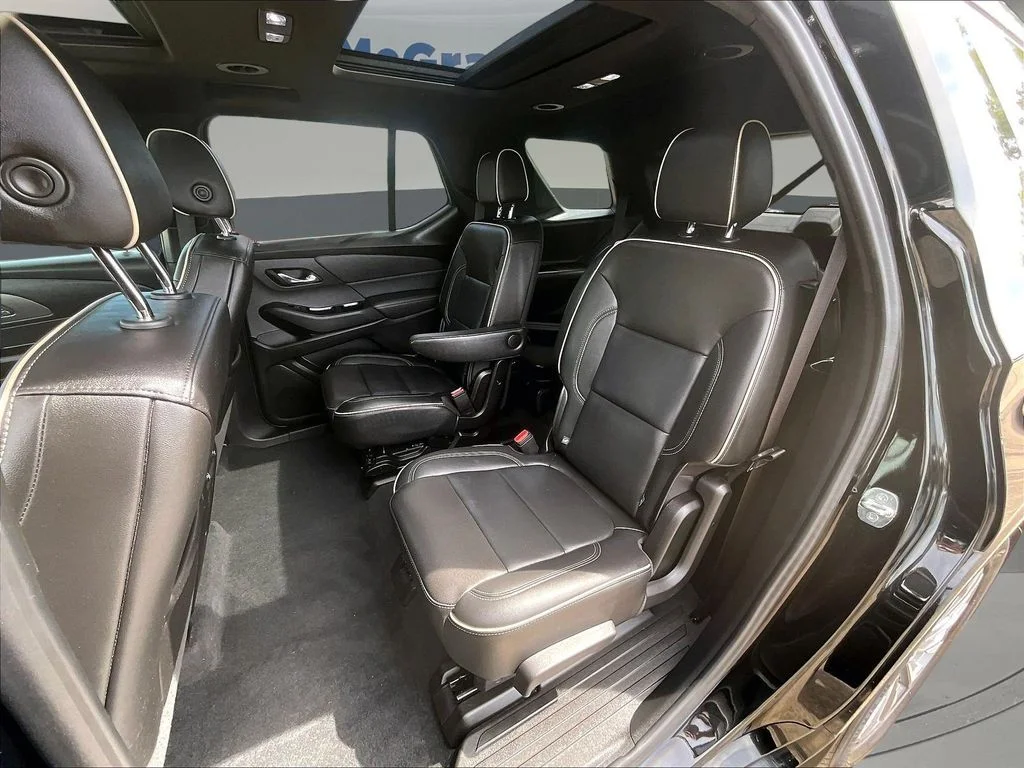 Used 2023 Black Chevrolet Premier image 26