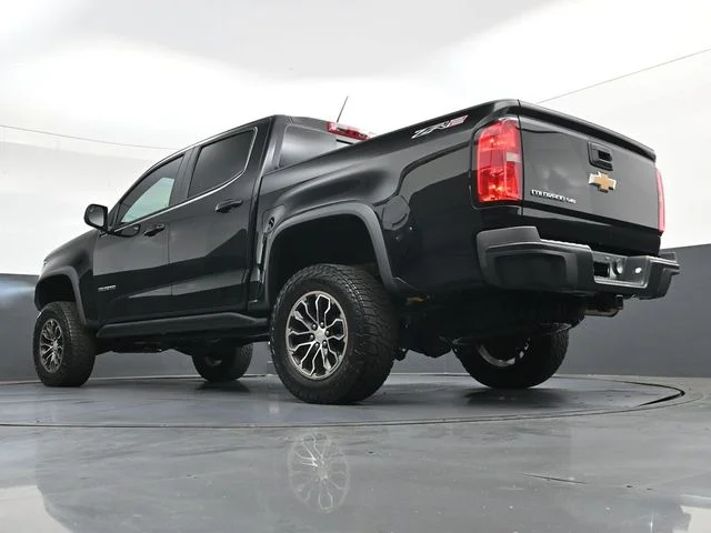 Used 2018 Black Chevrolet ZR2 image 38