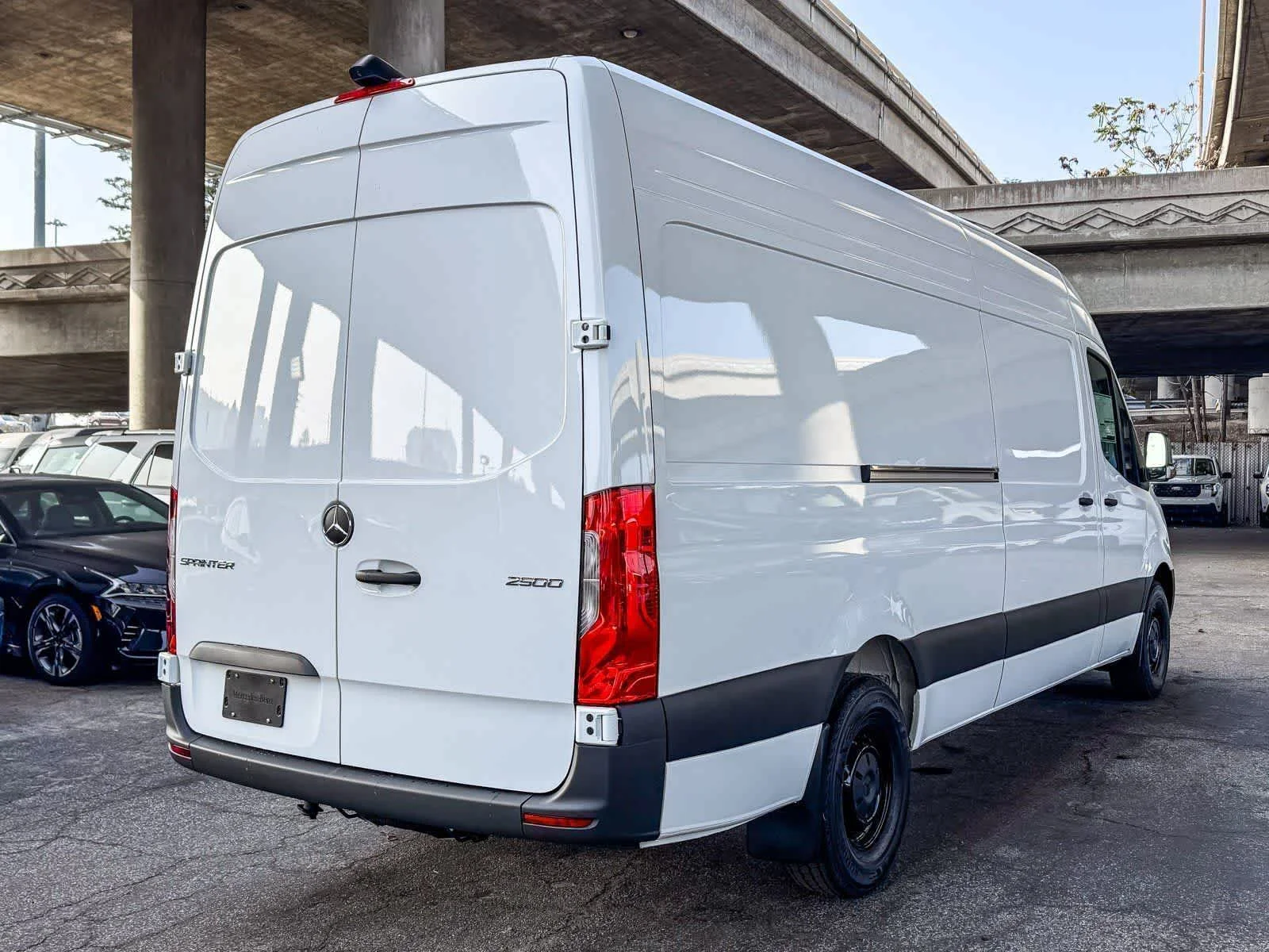 New 2026 Arctic White Mercedes-Benz Cargo 170WB High Roof RWD 2.0L I4 Diesel Turbo SO image 6