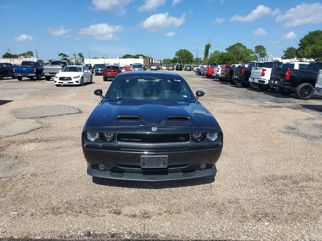 Used 2009 Black Dodge R/T image 23