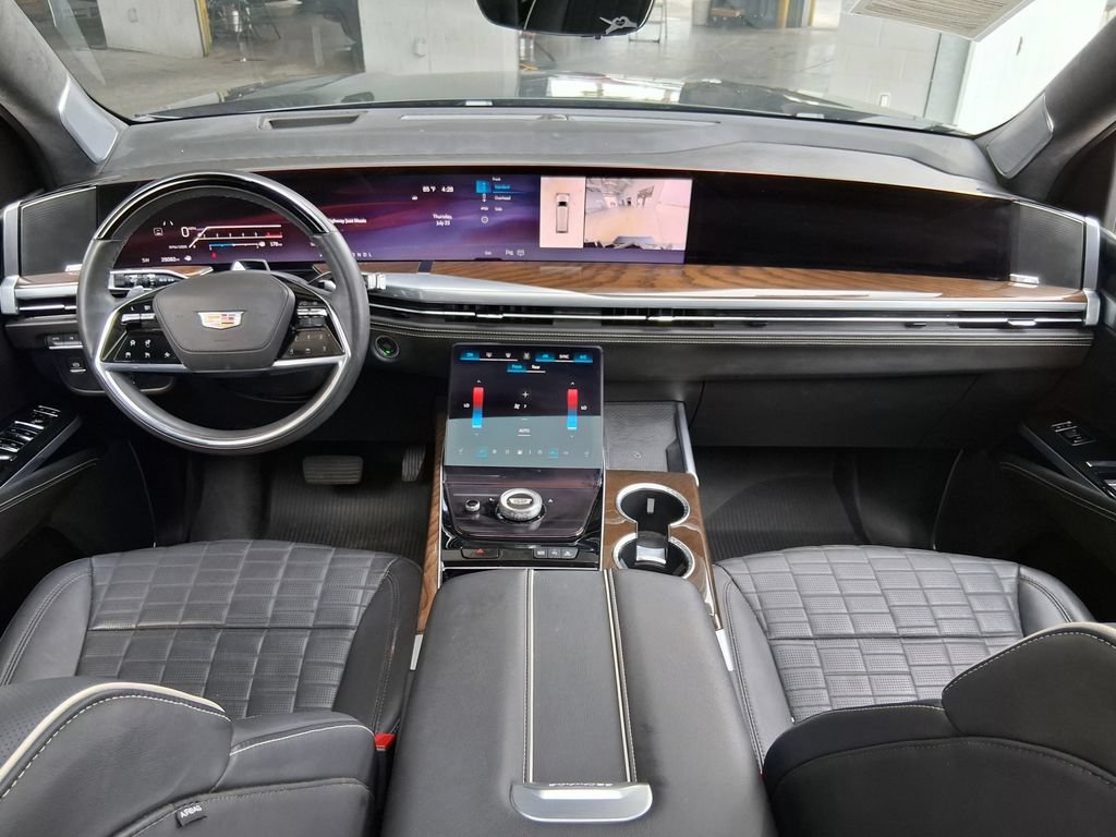 Certified Used 2025 Black Raven Cadillac Sport Platinum image 10
