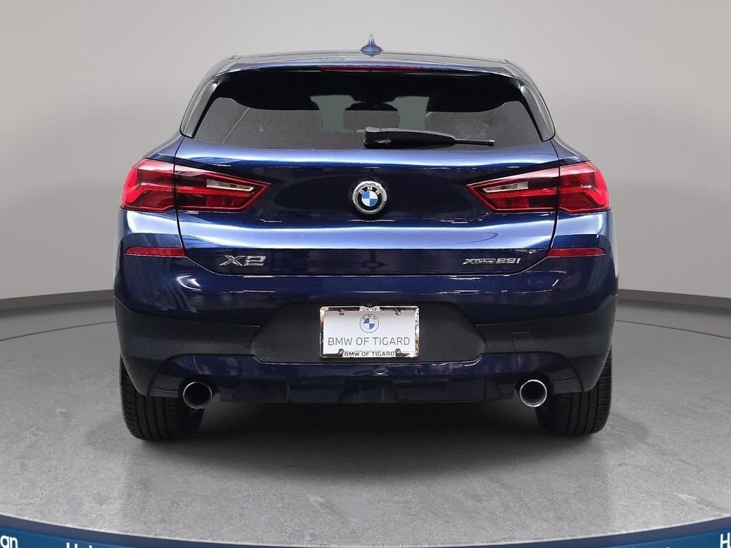Used 2018 Mediterranean Blue Metallic BMW xDrive28i image 6