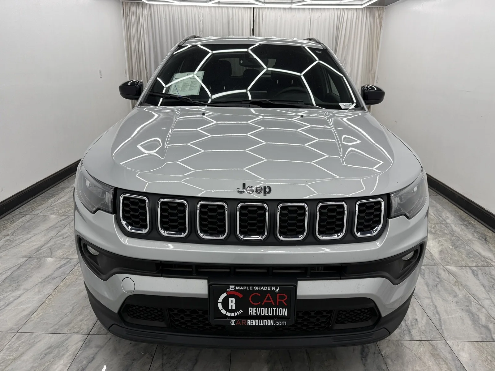 Used 2024 Silver Zynith Metallic Clearcoat Jeep Latitude 4X4 image 2