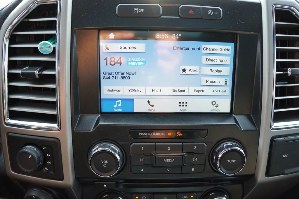 Used 2016 White Ford Lariat image 6