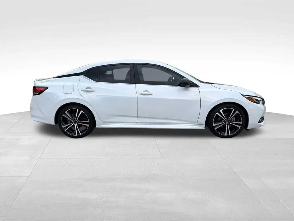 2023 Nissan Sentra SR - Photo 14