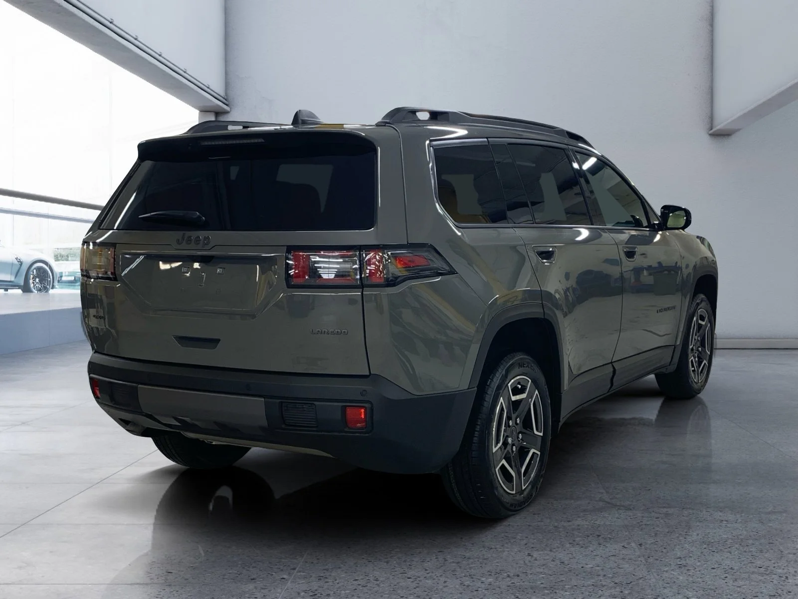 New 2026 Sting-Grey Jeep Laredo image 5