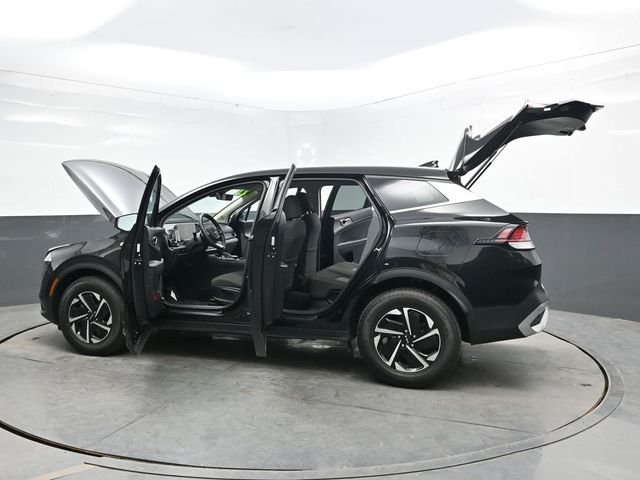 Used 2023 Black Kia LX image 46