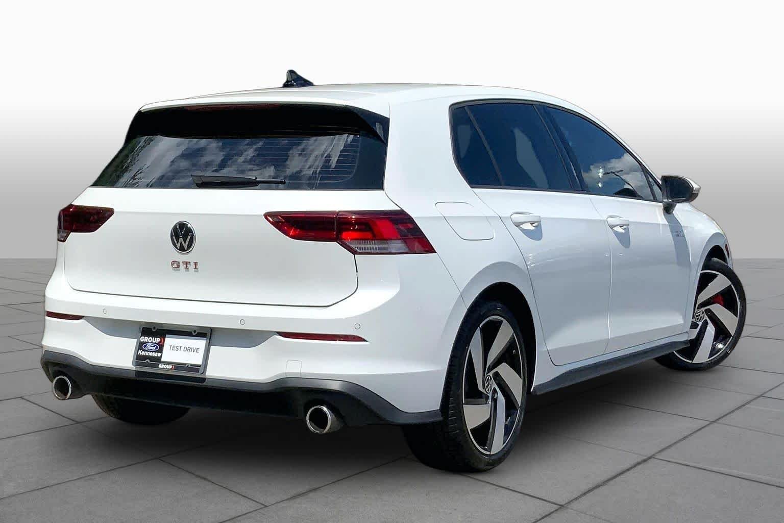 Used 2025 Opal White Pearl Volkswagen S image 12