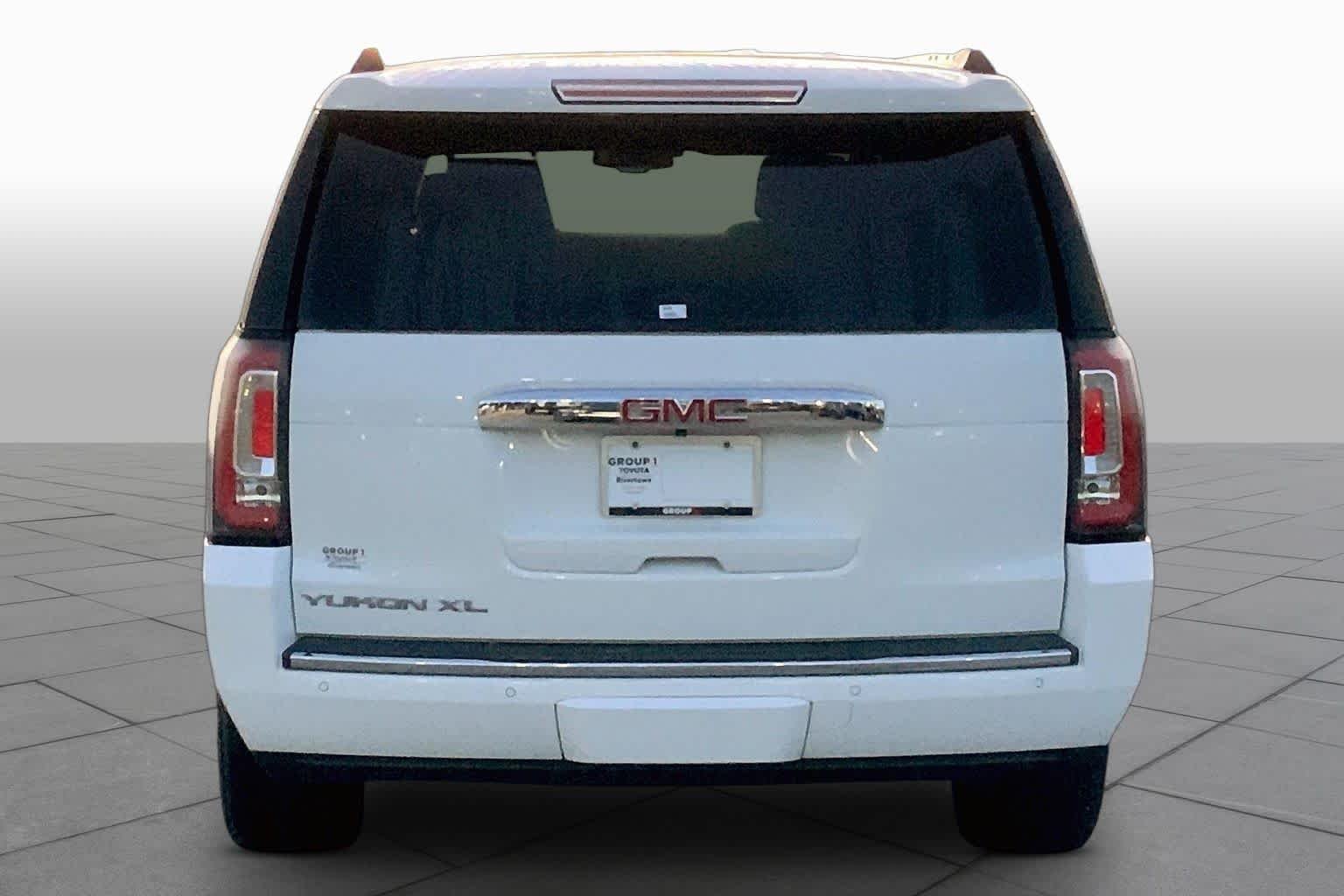 Used 2019 Summit White GMC Denali image 5