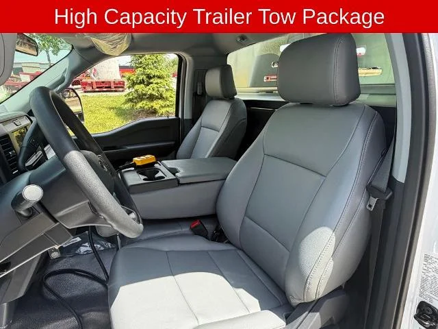 New 2026 Oxford White Ford F-550® XL image 4