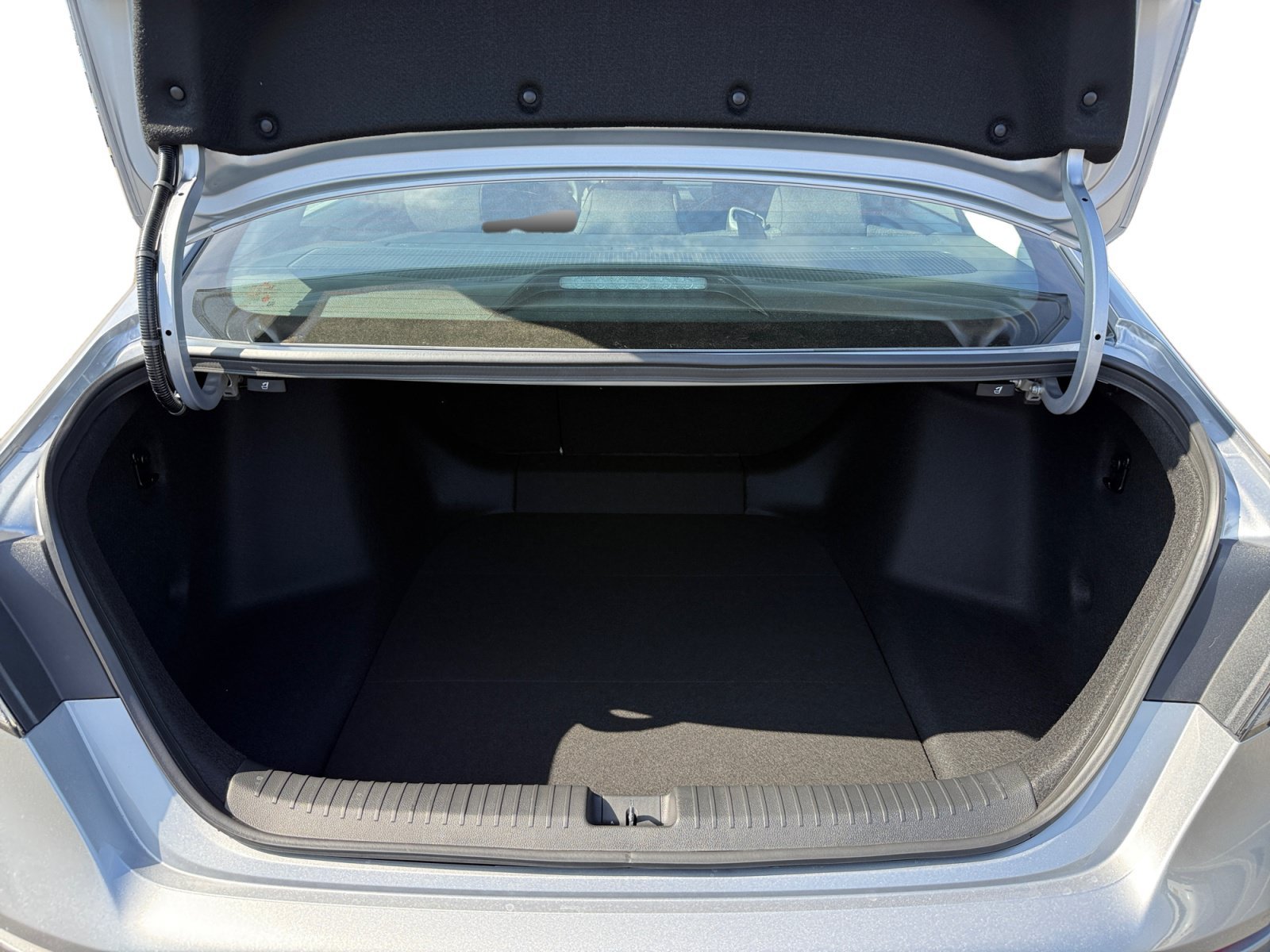 New 2026 Solar Silver Metallic Honda SE image 17