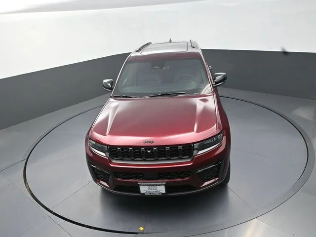 New 2026 Velvet Red Pearl-Coat Exterior Paint Jeep Limited Reserve image 12