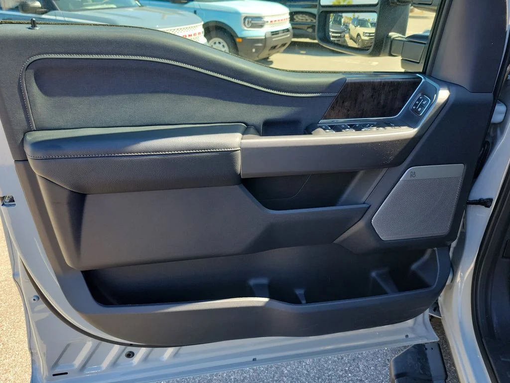 New 2026 Avalanche Ford F-250® Lariat® image 14