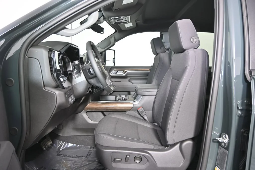 2026 Chevrolet Silverado 3500 HD LT - Photo 20
