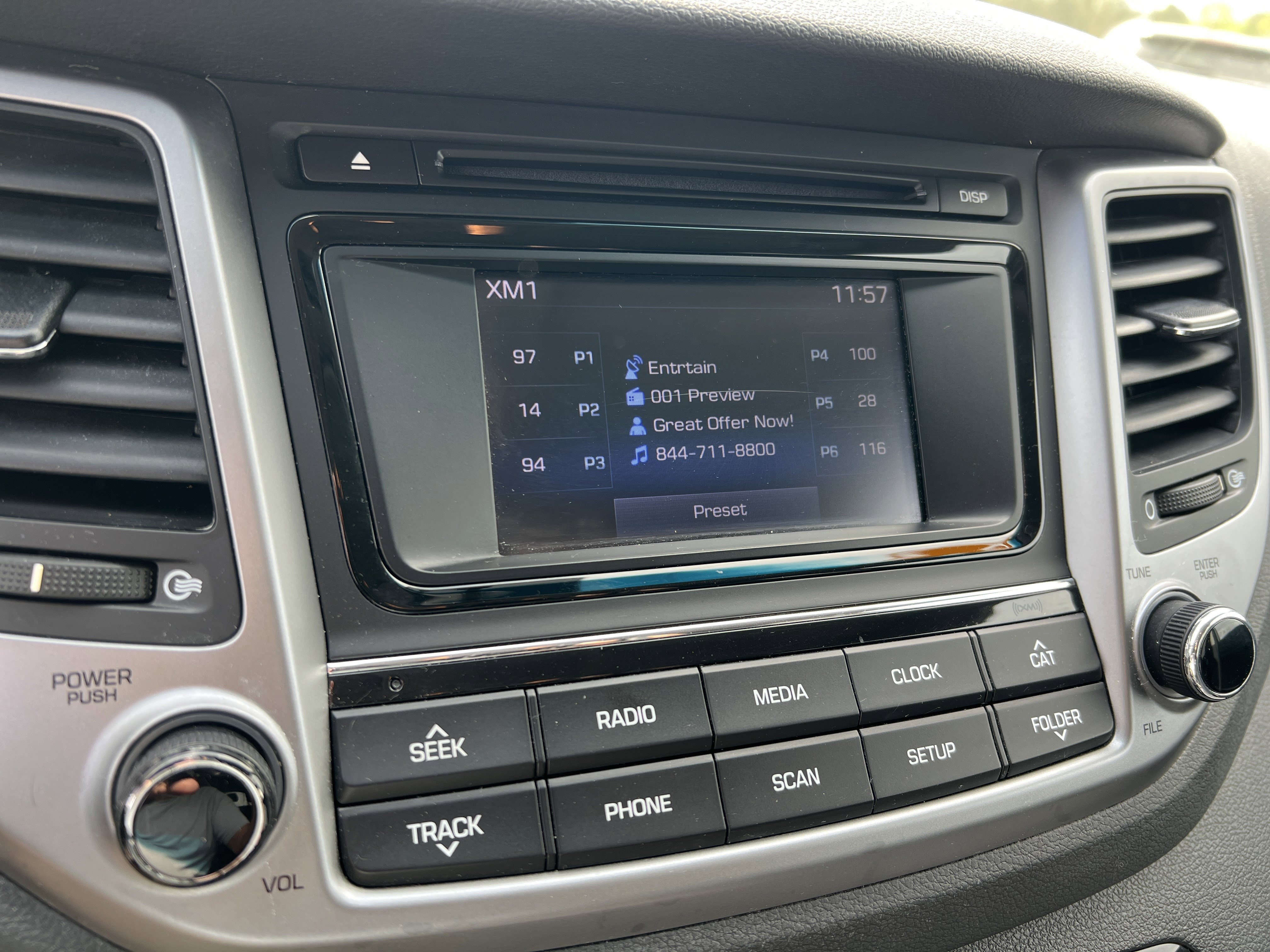 Used 2017 Coliseum Gray Hyundai  image 23