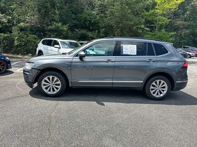 Used 2018 Gray Volkswagen 2.0T SE image 8