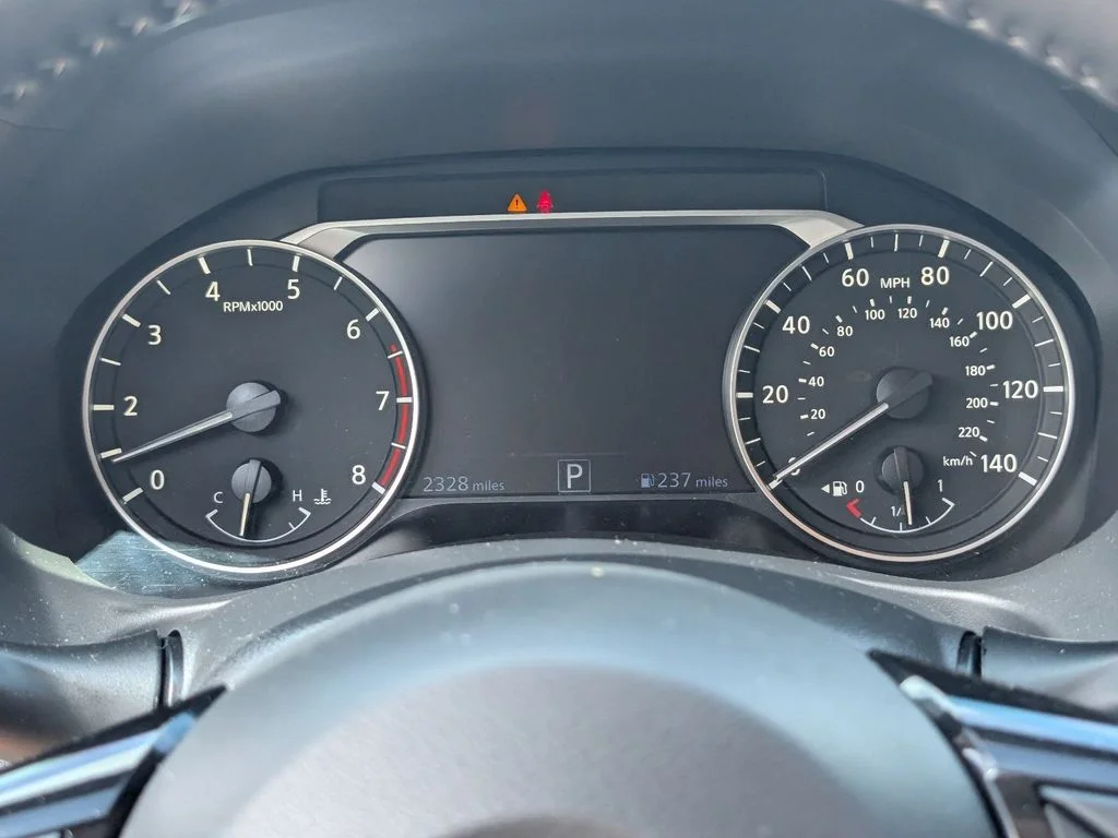 Used 2025 Black Nissan 2.5 SL image 22