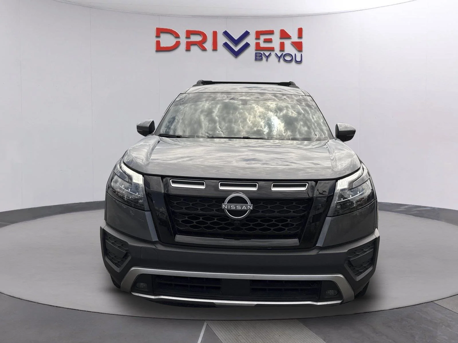 Used 2024 Gun Metallic Nissan Rock Creek image 9