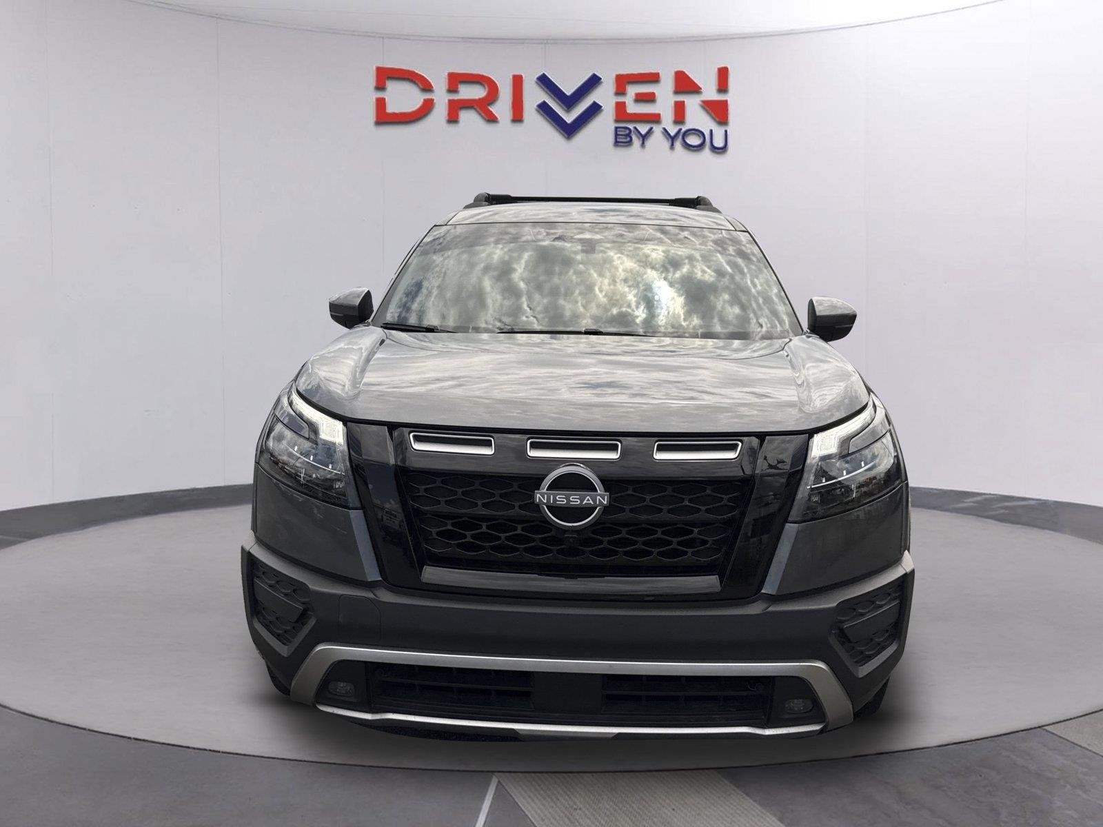 Used 2024 Gun Metallic Nissan Rock Creek image 9