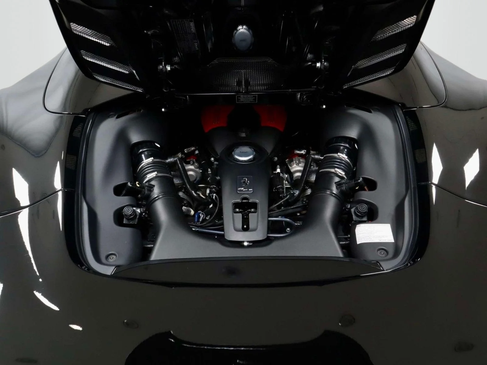 Certified Used 2018 Nero Ferrari  image 14