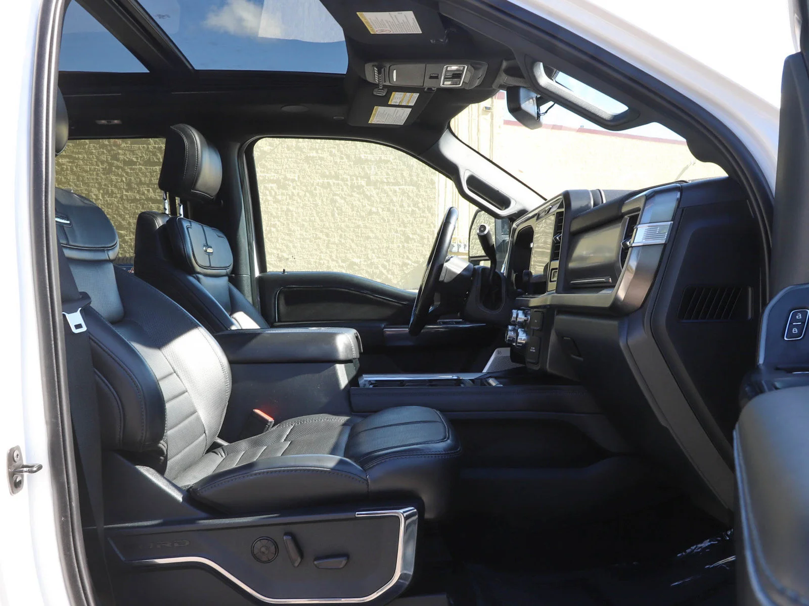 Used 2025 Star White Metallic Tri-Coat Ford Platinum image 10