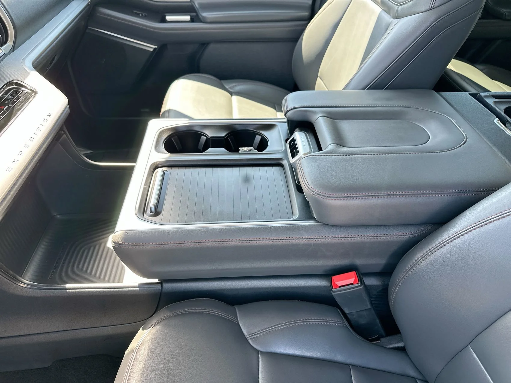 2025 Ford Expedition Active - Photo 22