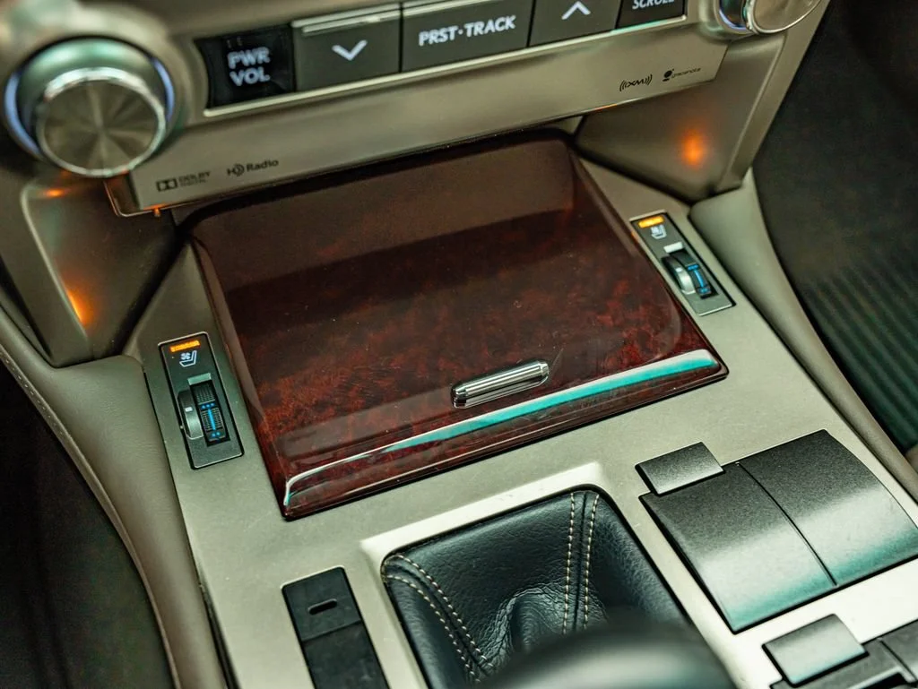 Used 2014 Starfire Pearl Lexus 460 image 28