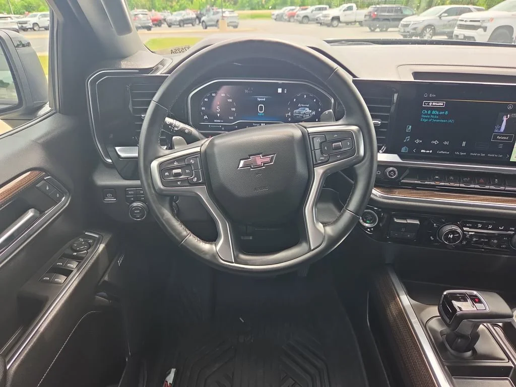 2023 Chevrolet Silverado 1500 RST - Photo 12