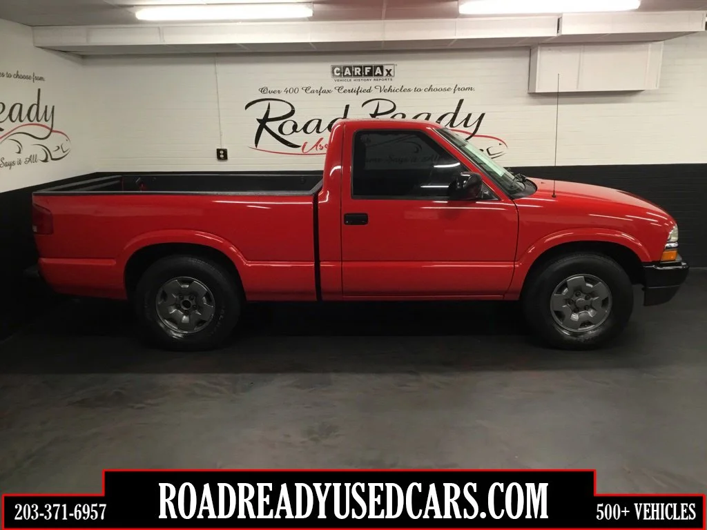 2003 Chevrolet S-10 Base