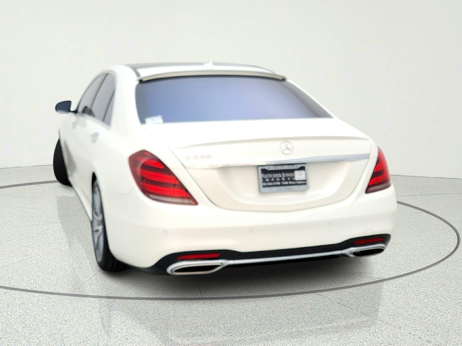 Used 2018 designo Diamond White Mercedes-Benz S 560 image 11