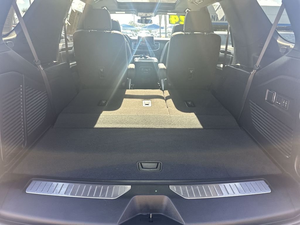 Used 2024 Sterling Gray Metallic Chevrolet Z71 image 19