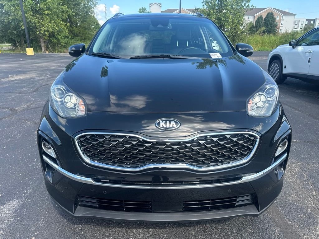 Used 2021 Red Kia EX image 8